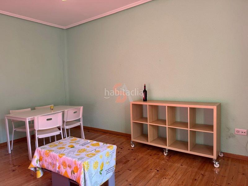 Foto 2442799a-57f9-48ce-998a-be49e1e9e3e2. Rent flat with heating in Centro Valladolid