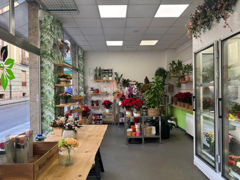 Foto d7a79911-16e0-450b-bf6b-ead92f1ced3f. Traspàs local comercial a Centro Valladolid