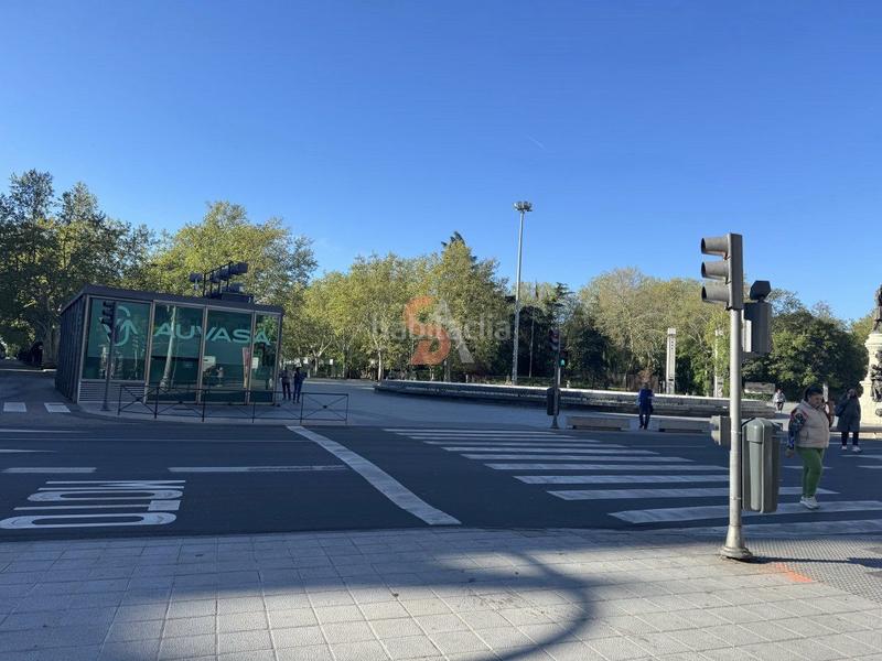 Foto febf1036-2535-47a9-90dd-88e8613d5ace. Alquiler local comercial local en alquiler en centro, 3 dormitorios. en Valladolid