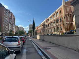 Pis  Hospital militar. Piso en venta en centro, 2 dormitorios.