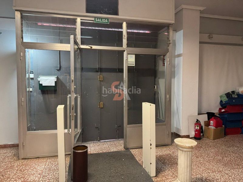 Foto 6fdf0e8b-0938-4959-a869-bae2e8e4e262. Local comercial a Circular Valladolid