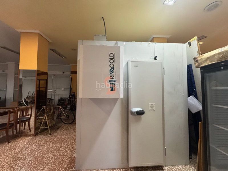 Foto 8a64d06c-50d2-4ab5-b2b5-7a84607fa3dd. Local comercial a Circular Valladolid