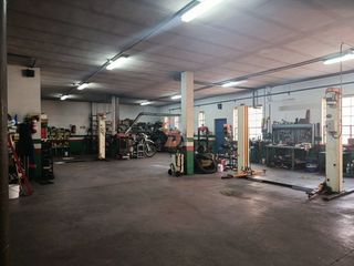 Lloguer Local Comercial  Linares. Local en alquiler en semicentro.