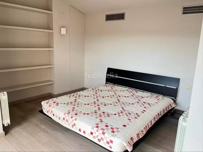 Foto 49015e0b-5204-4ab3-af9e-e5a39fcf63ab. Pis amb calefacció aparcament piscina a Eixample Sud-Migdia Girona