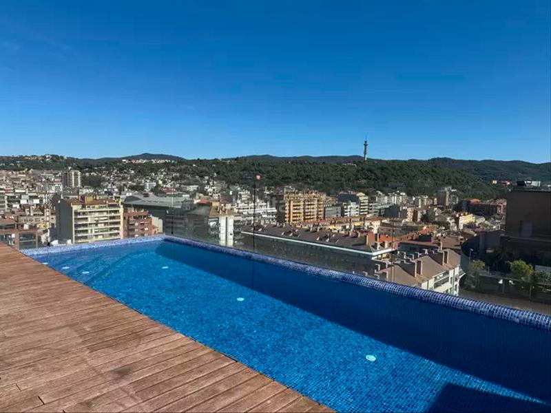 Foto 68e3ab26-4e68-4585-9ffb-eb0703a9c01b. Pis amb calefacció aparcament piscina a Eixample Sud-Migdia Girona