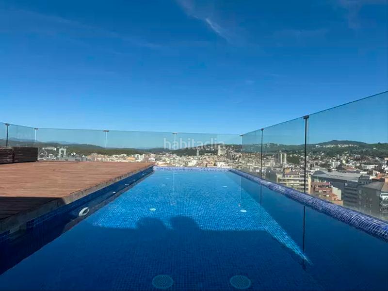 Foto 8cd49f39-7b9b-424a-a463-45da8caf7480. Pis amb calefacció aparcament piscina a Eixample Sud-Migdia Girona