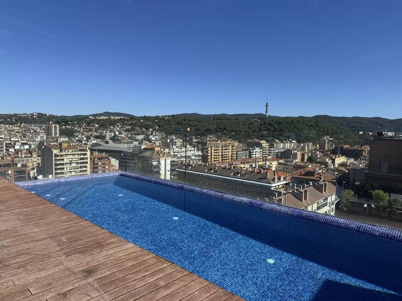 Foto bcbc2dbf-0017-4996-a3e2-22f02a05626c. Pis amb calefacció aparcament piscina a Eixample Sud-Migdia Girona