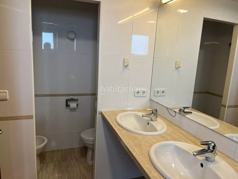 Foto d666fc72-c2bd-4986-80c4-ed5d24287bc9. Pis amb calefacció aparcament piscina a Eixample Sud-Migdia Girona