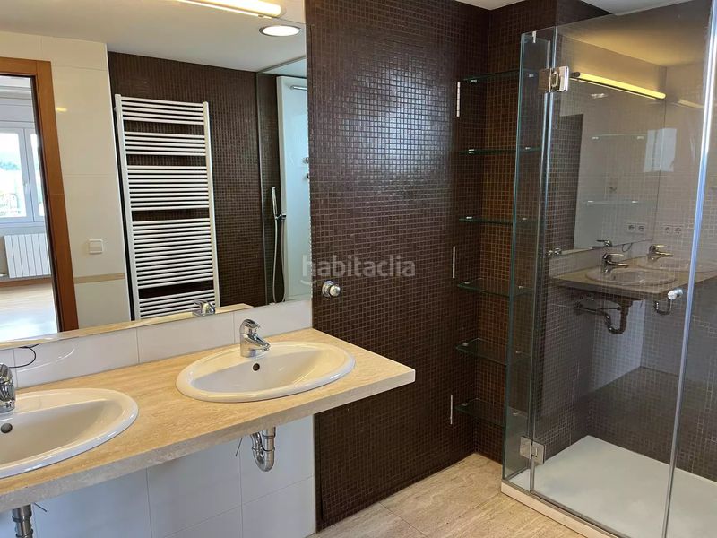 Foto fe105344-8e2f-4200-b83e-577f38fb519b. Pis amb calefacció aparcament piscina a Eixample Sud-Migdia Girona