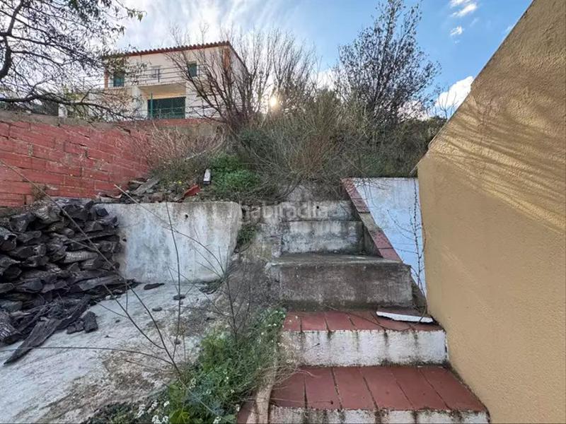 Foto 5a8ac742-4a52-4de8-bda0-82e05a6785d2. Casa  pareada con amplia terraza en Colera