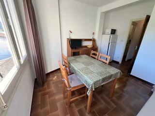 Appartement à Francesc ribera 33. Piso de dos habitaciones en colera