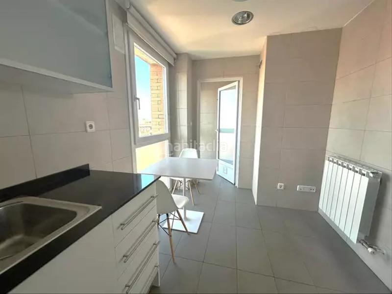 Foto 1e39612a-cb83-4c3a-90a4-1fda13fcc391. Location appartement avec chauffage dans Eixample Sud-Migdia Girona