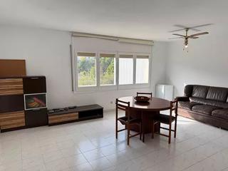Pis a Colera. Apartamento de 3 habitaciones en colera