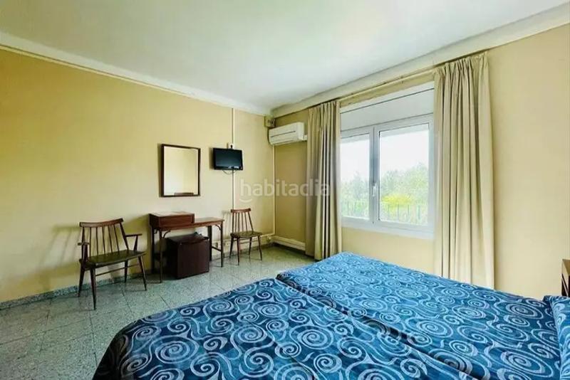 Foto 6b9b57eb-4be0-4875-ac3f-39c1b2d463ed. Masia amb piscina a Pont de Molins