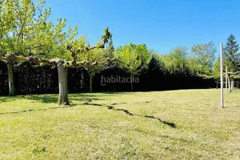 Foto bff3d258-7232-49ab-8af3-2eb4679b9d57. Masia amb piscina a Pont de Molins