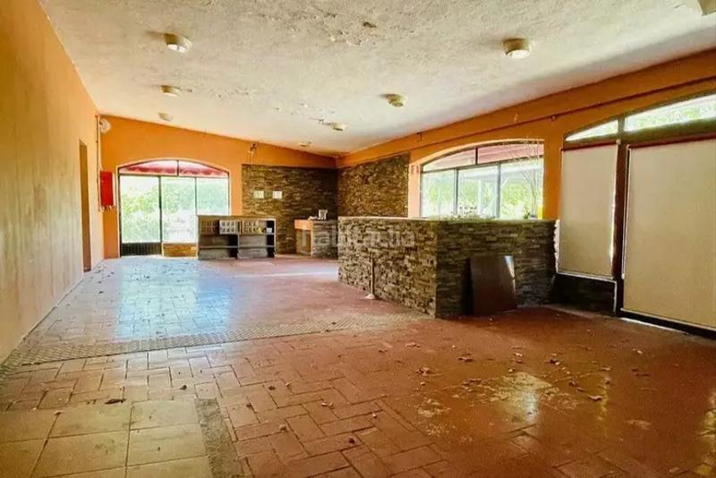 Foto c2fad0dc-8358-47f9-8d09-2852f5ef7478. Masia amb piscina a Pont de Molins