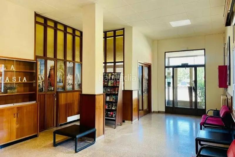 Foto e18bffb7-4fed-4d00-b8f8-63fc130ef58c. Masia amb piscina a Pont de Molins