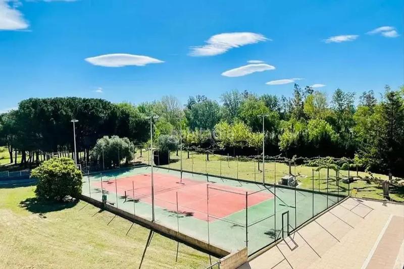 Foto e4f1b2db-ea9d-4c9d-86d8-ed0c33de4965. Masia amb piscina a Pont de Molins