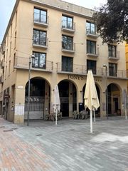 Miete Etagenwohnung in Centre. Piso a la plaza de las patatas