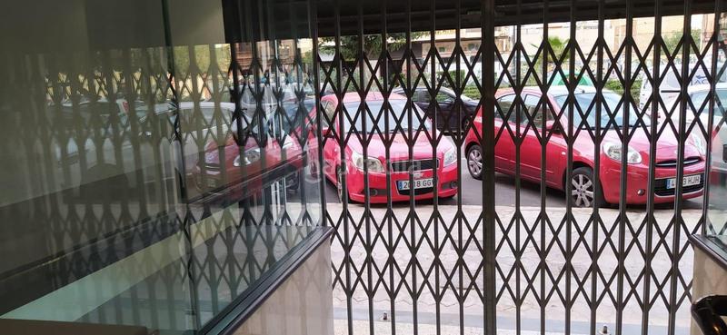Foto cd37d551-de3b-44b7-b6e0-94b51c05ed49. Local comercial se vende local comercial en saidia en Valencia