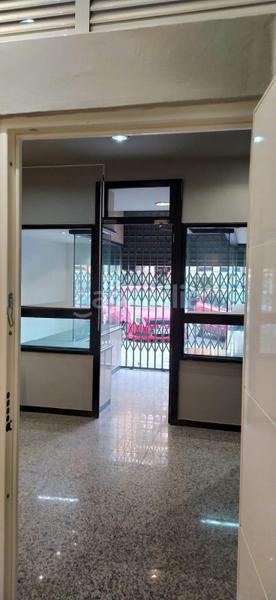 Foto ec7b0615-ed2f-49bb-9ada-6546f40d354c. Local comercial se vende local comercial en saidia en Valencia