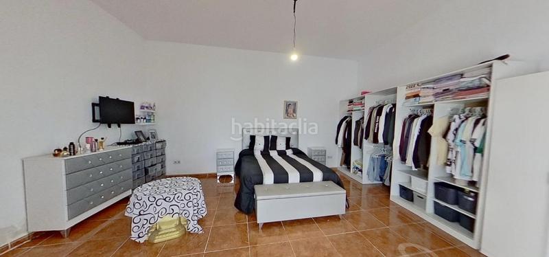 Foto ce44c85e-af19-4f5f-9189-d6b070a3e78c. Planta baja bajo vivienda en el cabañal en El Cabanyal-El Canyamelar Valencia