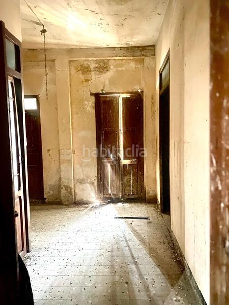 Foto 3027c8d8-1756-44ac-ab91-ea3f21a2c70e. Casa en calle del padre luis navarro 236 casa en el cabañal de tres plantas para inversión en Valencia