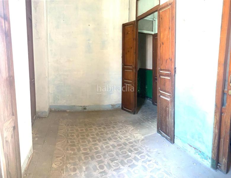 Foto 7e2adab3-9a6f-491b-b2a3-d6b7f5f19f10. Casa en calle del padre luis navarro 236 casa en el cabañal de tres plantas para inversión en Valencia