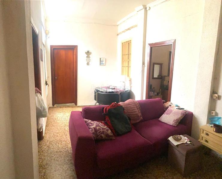Foto 8a7f5879-7897-44e8-ae23-28241e8d689d. Casa en calle del padre luis navarro 236 casa en el cabañal de tres plantas para inversión en Valencia