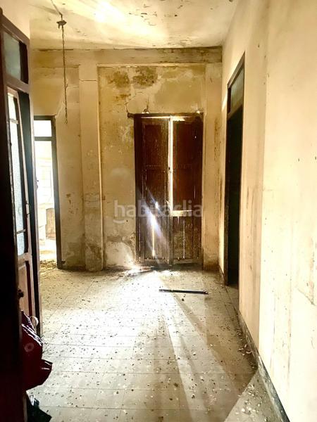 Foto 9bb51834-8911-410f-90d5-8acb84e70268. Casa en calle del padre luis navarro 236 casa en el cabañal de tres plantas para inversión en Valencia