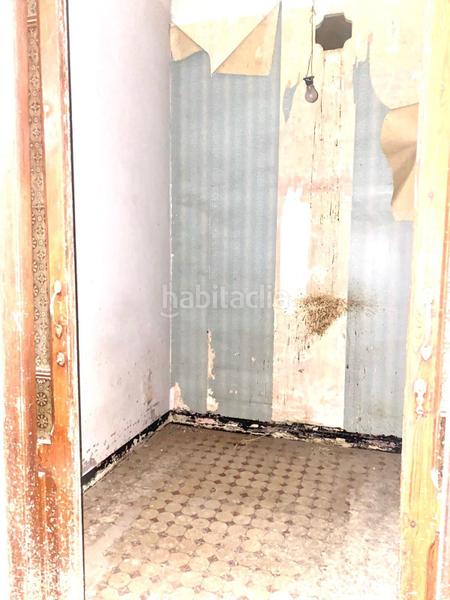Foto 9e54b0f5-f1bc-4a72-973b-3991b27f1d26. Casa en calle del padre luis navarro 236 casa en el cabañal de tres plantas para inversión en Valencia