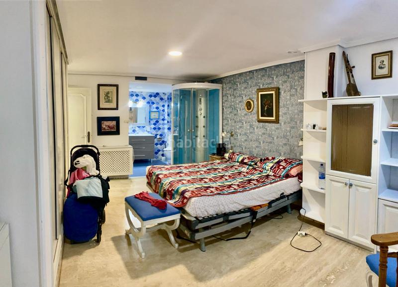 Foto daae19ba-7f9d-4593-be4f-7be9eeaa53e4. Piso vivienda con terraza en venta zona de Arrancapins! en Valencia