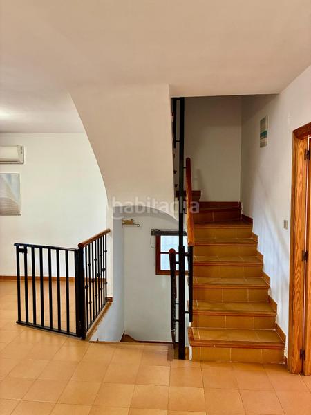 Foto 0bd6e4b1-2c7a-4a95-9d70-cbb3ab36e273. Casa adossada amb aparcament a Pla dels Aljubs Pobla de Vallbona (la)