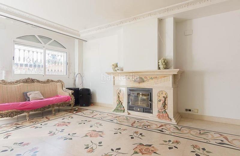 Foto 1bcb98c1-92cc-429a-a666-85d119c235be. Chalet mit parking in Natzaret Valencia