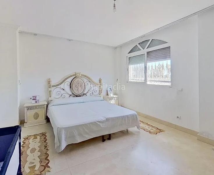 Foto 7c6dd1bf-2590-4af7-95f9-9f2b3348e819. Chalet mit parking in Natzaret Valencia