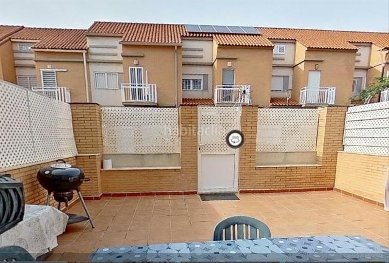 Foto 57b26db1-92fb-4b18-a07a-4e63bdb5ff0a. Casa a schiera con riscaldamento parcheggio in Malva Rosa Valencia