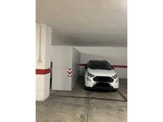 Autoparkplatz  Gabriela mistral. Plaza de garaje y trasteros  modulares en venta, barrio peral!!!