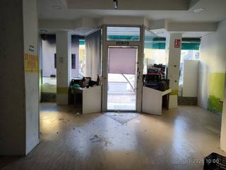 Miete Geschäftsraum in Juan fernández 4. Alquiler de local comercial en cartagena