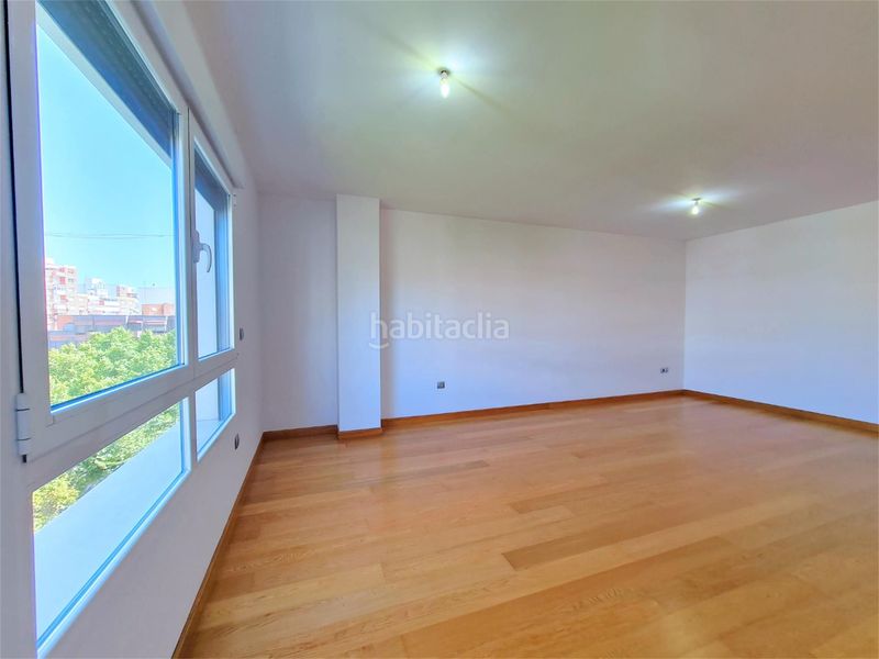 Foto d816b9c7-30df-4fe5-aafc-e15bf4124c5d. Etagenwohnung 160m<sup>2</sup> in avenida reina victoria eugenia 2 in Cartagena