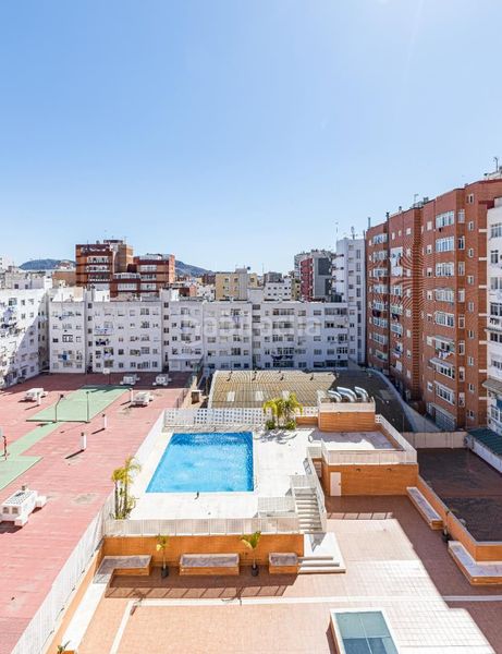 Foto 37840350-ebac-4939-ba01-7ce332992b09. Etagenwohnung 160m<sup>2</sup> in avenida reina victoria eugenia 2 in Cartagena