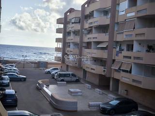 Pis en Gran via de la manga. kilometro 2. km 2. Estupendo piso junto al mar mediterraneo....
