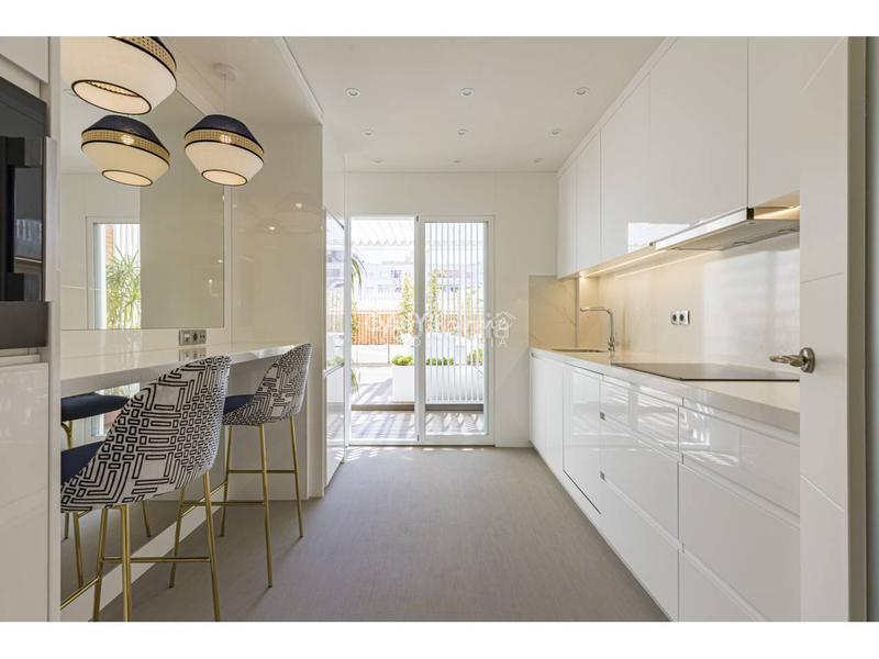 Foto cd21b777-45f6-4170-a696-7c3f604858fa. Pis amb calefacció aparcament piscina a Alameda Cartagena