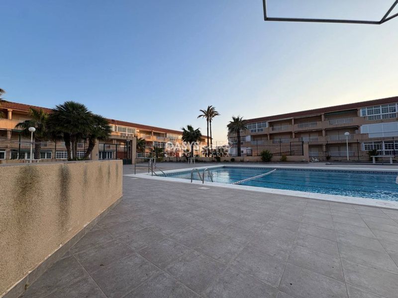 Foto db05227d-85e0-4034-bacc-a5a95d2c713a. Pis amb piscina a Entremares Manga del Mar Menor (La)