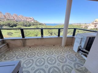 Flat  Calle cala pino manga. Vivienda reformada en cala del pino