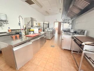 Local Comercial  Calle rincon de san gines. Restaurante con licencia en vigor y vivienda anexa en cabo de pa