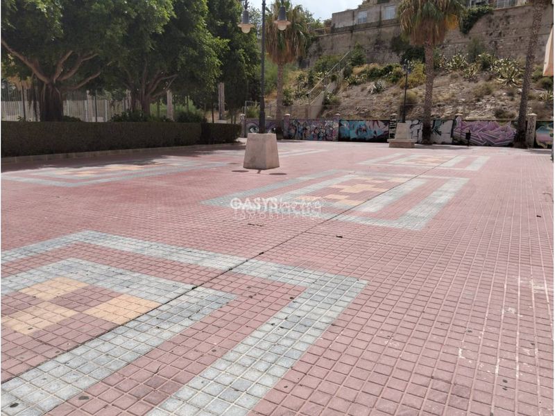Foto d9779623-d5d2-4b6a-b6dd-cdf6d988fe01. Pis amb aparcament a Casco Antiguo Cartagena