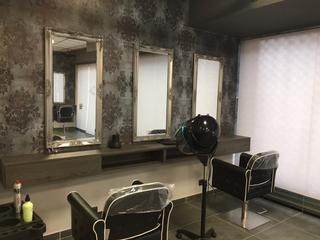 Locale commerciale  Carrer de la cisa. Precioso local en venta todo reformado y equipado para un salon