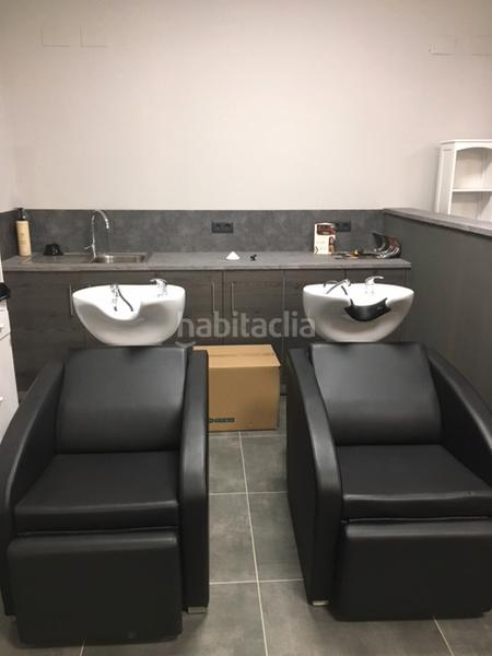 Foto d351e1c3-d516-45b0-86bf-4322ec869863. Alquiler local comercial en Zona Alta Premià de Mar