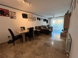 Piso en Cerdanyola Nord. Precioso piso de cuatro dormitorios finca con ascensor