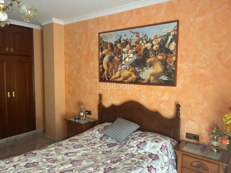 Foto 290a169f-42c5-4ab7-92a8-e22693fb191d. Casa adossada amb xemeneia calefacció aparcament a Mataró